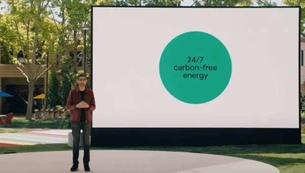 OutSystems AI 辅助建模：自然语言描述生成数据实体关系图
