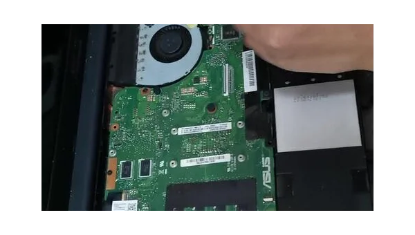 Windows 11 固态硬盘安装系统后系统卡顿