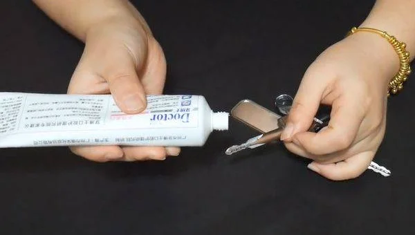 Linux 命令中的 “~” 符号：你不知道的用法