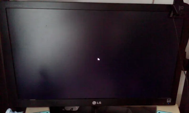 windows7安装时黑屏只有鼠标