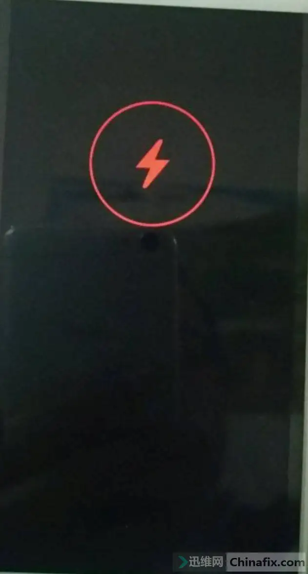 主板进入windows开机界面之后黑屏怎么办