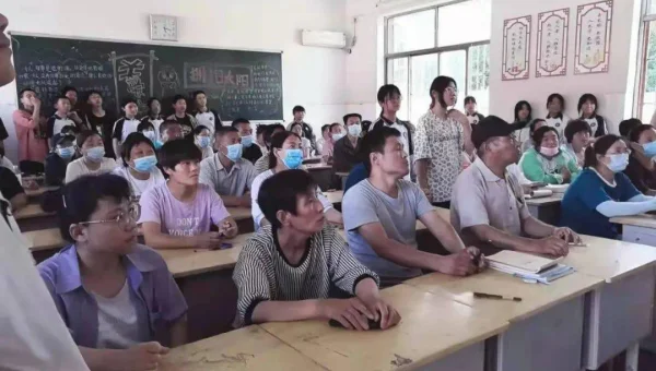 Docker 安全计算模式增强：seccomp 配置文件的生成与验证